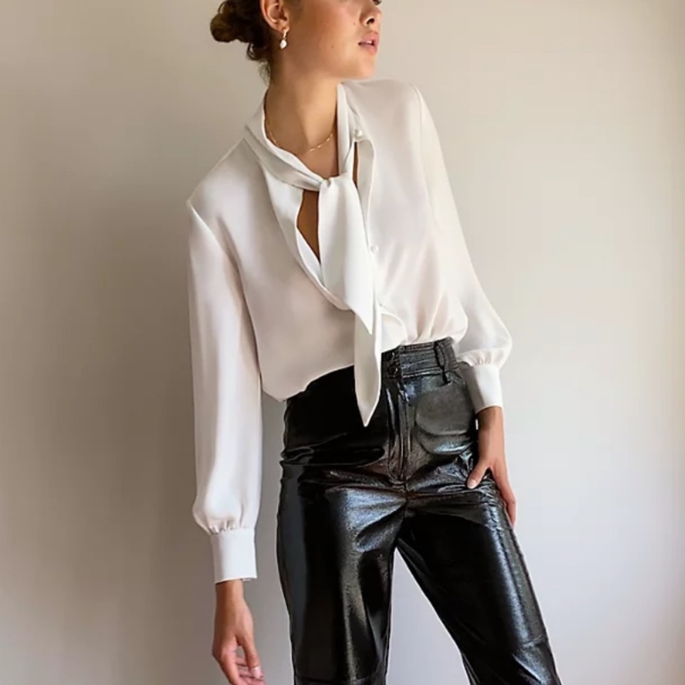 Wilfred
MAUI BLOUSE
Item no: 79684 Size XS